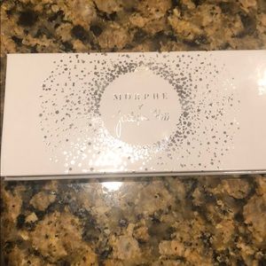 Morphe Jaclyn Hill🔴SOLD🔴 on merc